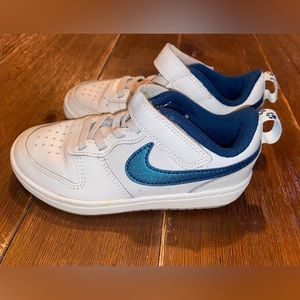 Toddler Nike shoes